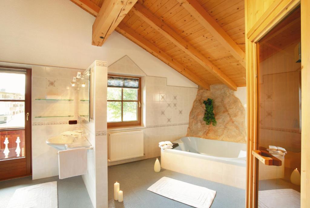 Landhaus Kostenzer Mit Sauna Fügen Quarto foto