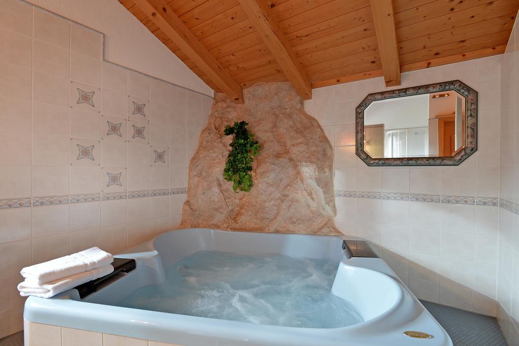 Landhaus Kostenzer Mit Sauna Fügen Exterior foto